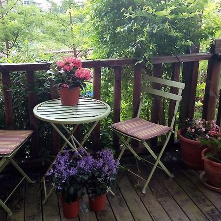 Victoria B&B Yilan Exteriör bild