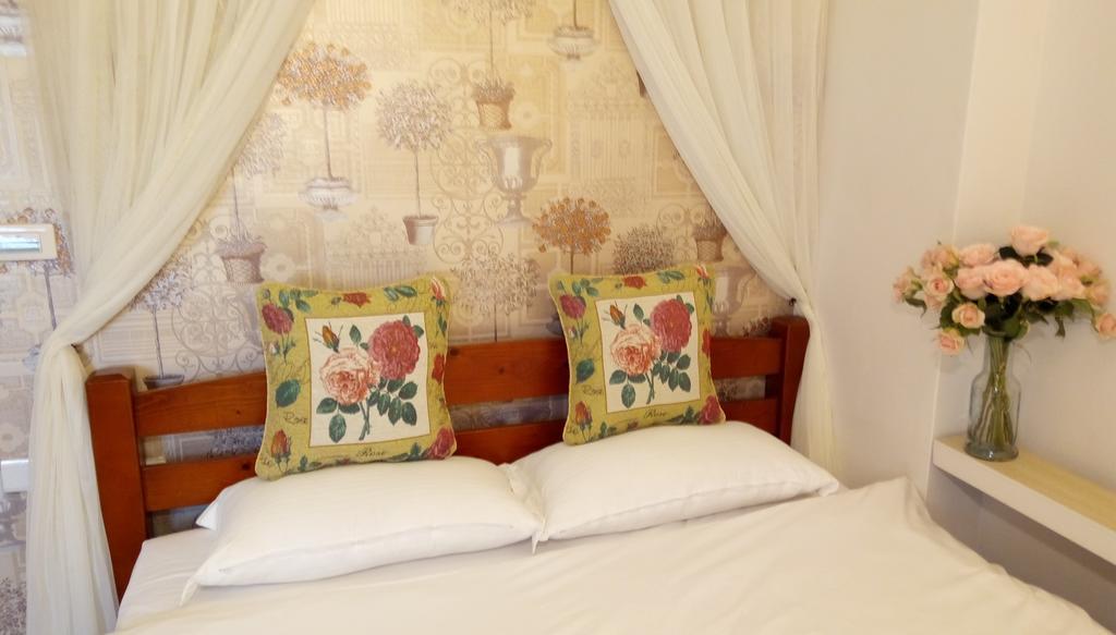 Victoria B&B Yilan Exteriör bild