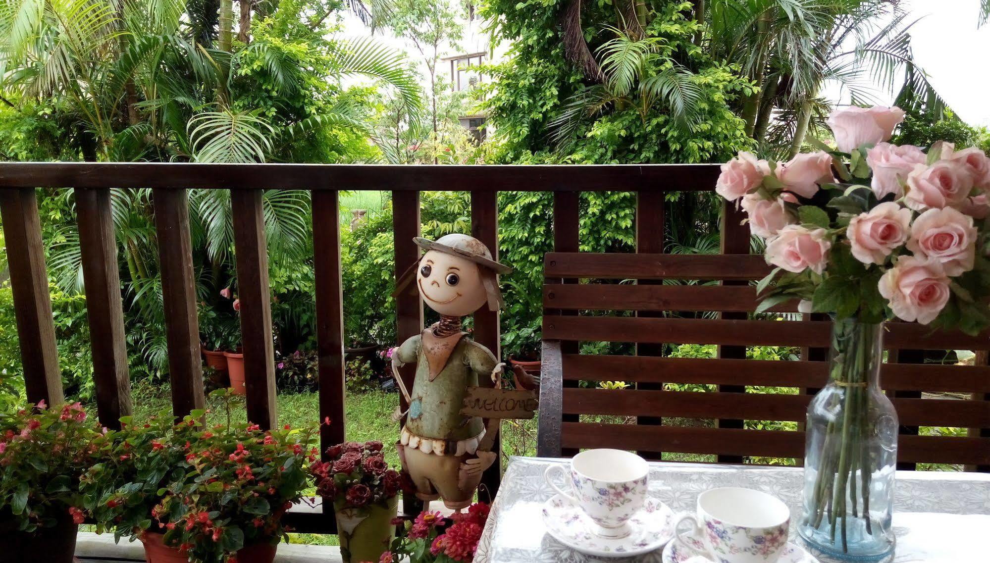 Victoria B&B Yilan Exteriör bild